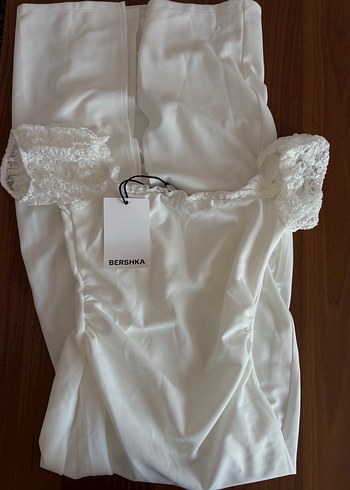 Bershka Beyaz Mini Straplez elbise - Görsel 2