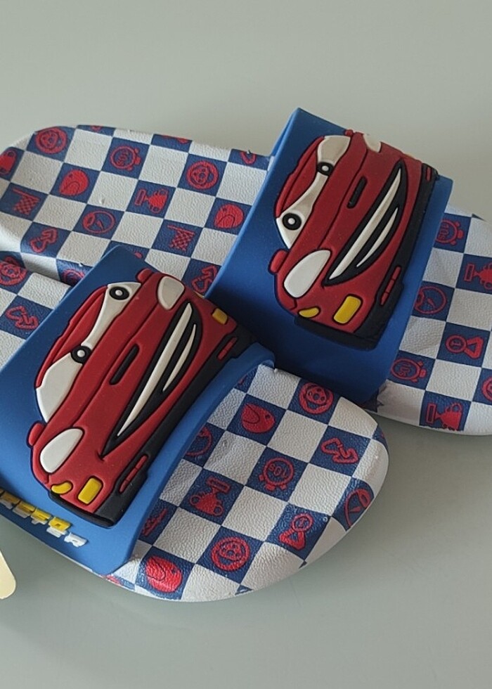 Etiketli terlik - Görsel 2