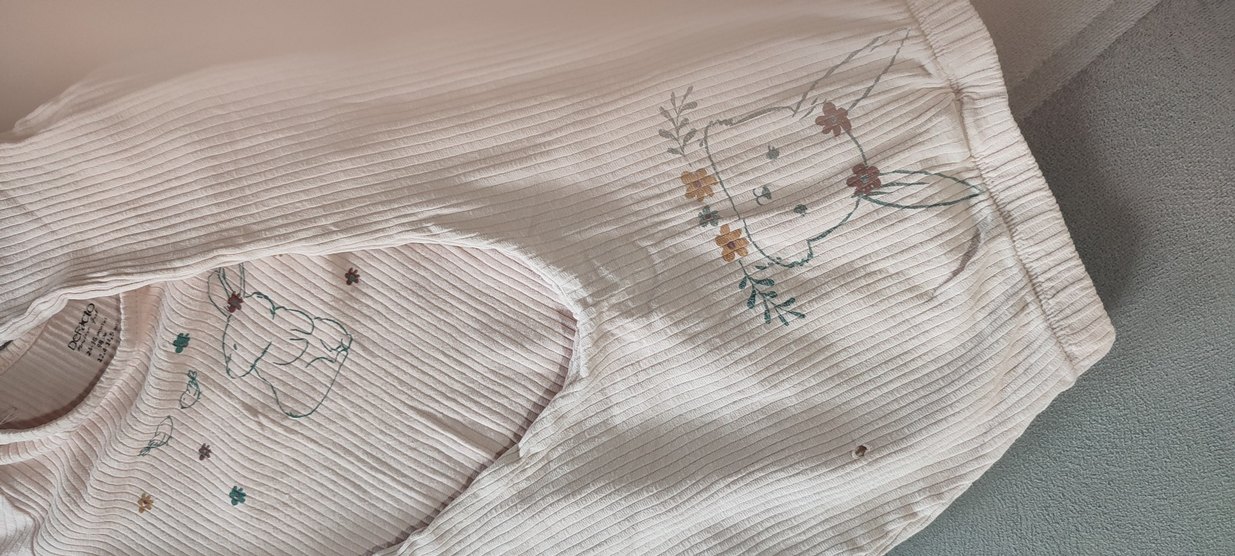 Organik kumaştan, Bebek Çıtçıtlı Body ve altı takim - Görsel 4