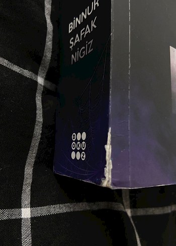 Beden Renk Asi Çakıltaşı Serisi Roman Seti