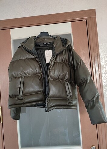 Zara şişme mont 