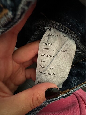 Zara Boyfriend yırtık kot - Görsel 4