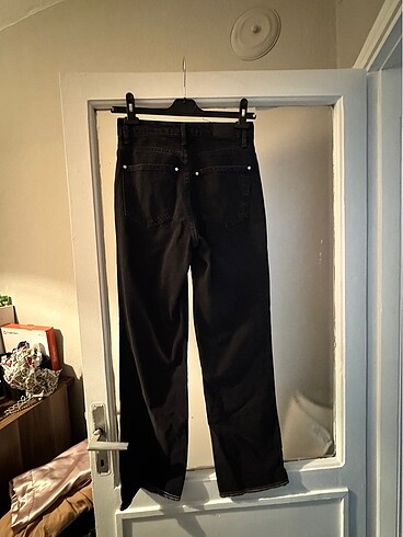 34 Beden siyah Renk Zara straight pantolon