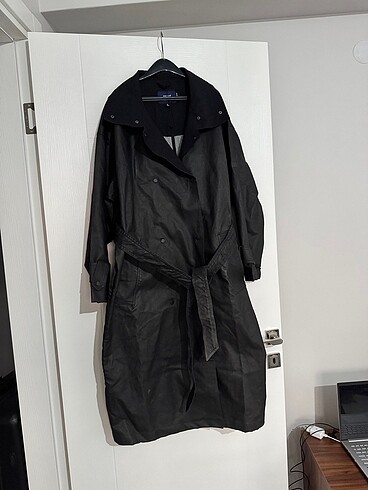 Mavi Siyah Trenchcoat