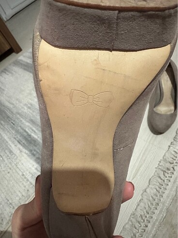 Vizon rengi topuklu ayakkabı - Görsel 3