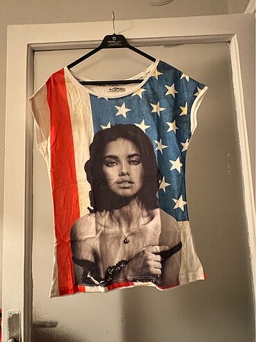 Amerikan Detaylı Tshirt