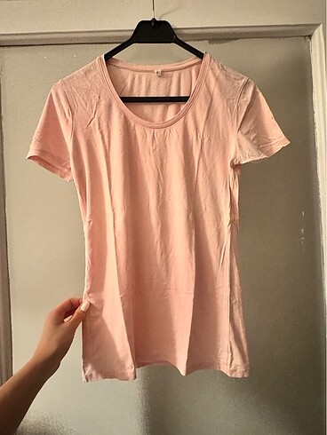 Pembe Tshirt