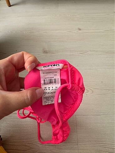 Koton Fosforlu pembe üçgen bikini