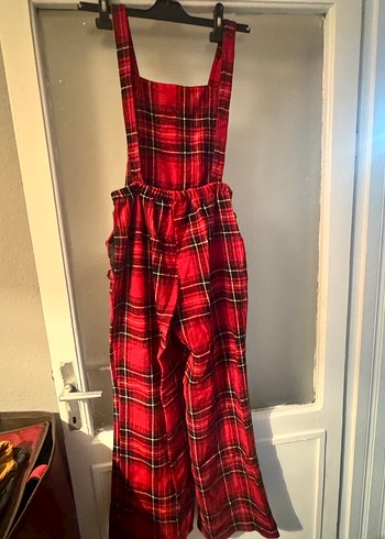 Kırmızı Kareli Askılı Bol Tulum - Görsel 3