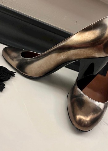 Dior ürünü