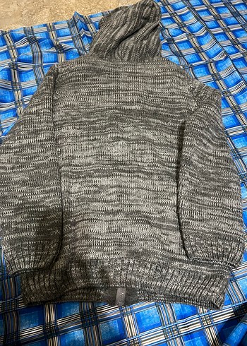 Kapüşonlu Gri Örgü Erkek Kazak - Görsel 3