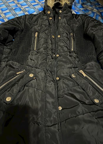 Kürk Detaylı Siyah Kadın Kışlık Mont - Görsel 5