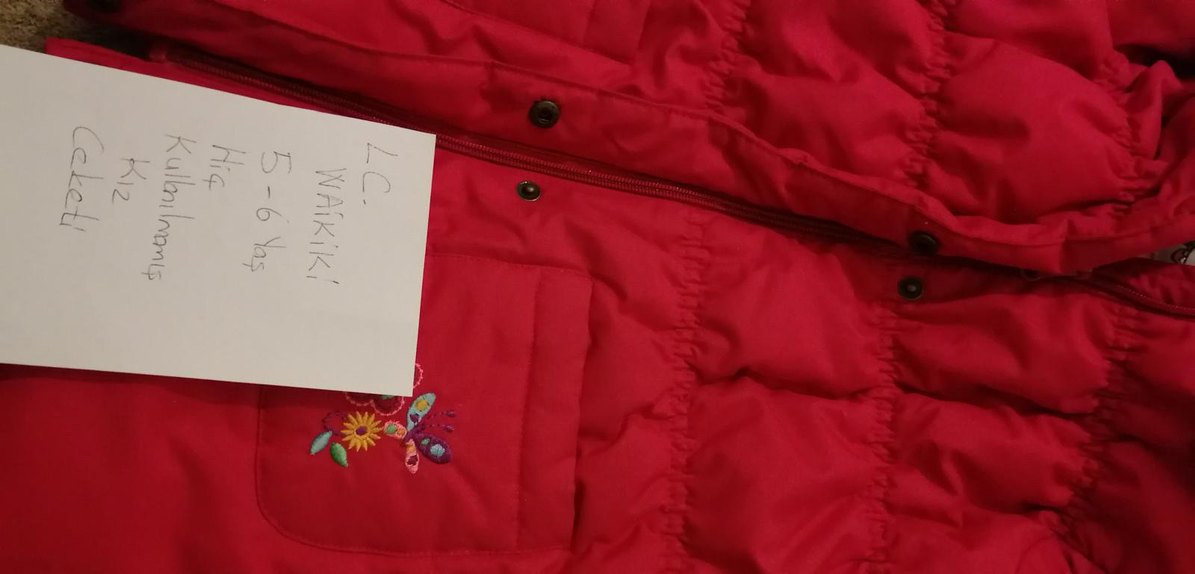 Düğmeli, Nakışlı Parlak Pembe Kız Mont - Görsel 4