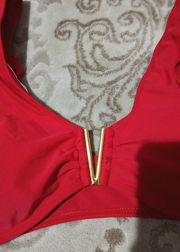 etiketi kopmuş bikini takımı - Görsel 3