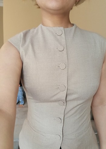Düğmeli Bej Kadın Yelek - Görsel 2