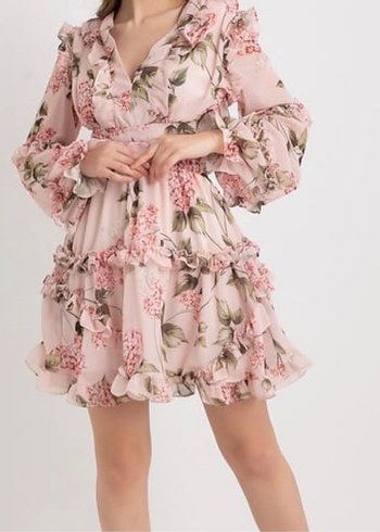Pembe Çiçek Desenli Fırfırlı Mini Elbise