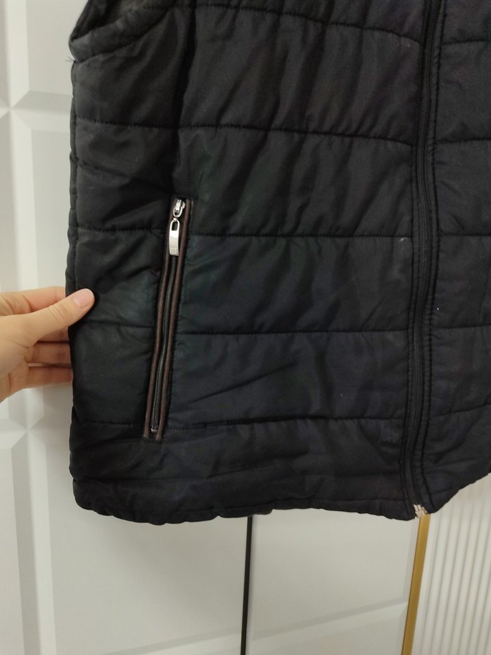 Siyah Fermuarlı Erkek Yelek - Görsel 3