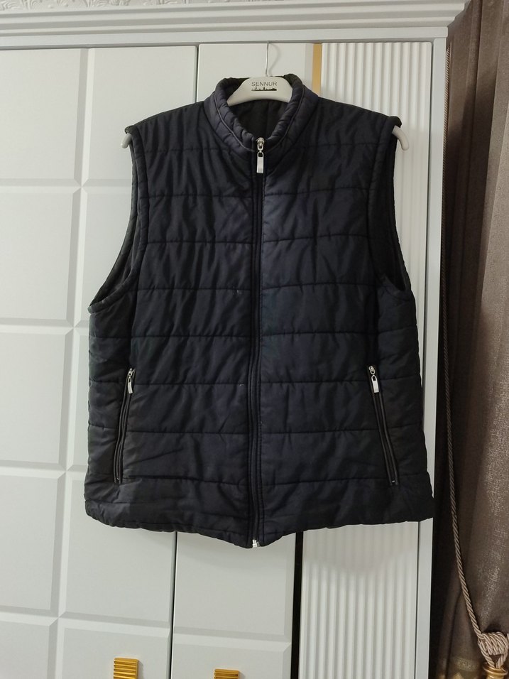 Siyah Fermuarlı Erkek Yelek - Görsel 2