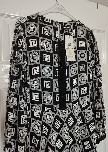 Uzun Desenli Siyah Kadın Elbise - Görsel 2