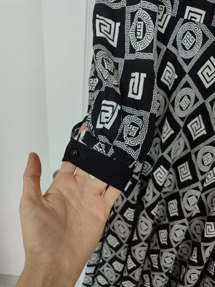 Uzun Desenli Siyah Kadın Elbise - Görsel 4