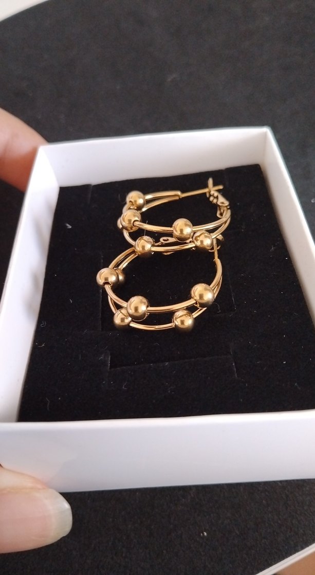 Boncuk Detaylı Altın Renk Midi Küpe - Görsel 2