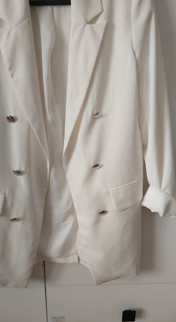 Beyaz Düğmeli Kadın Blazer Ceket - Görsel 4