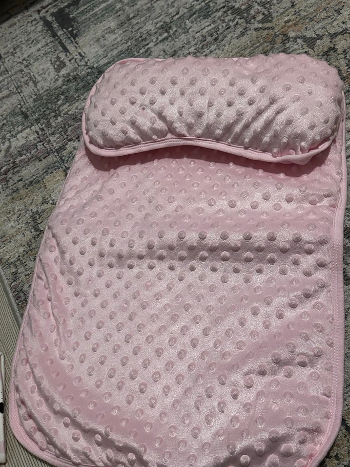 Pembe Bebek Uyku Alt Değiştirme Minderi ve Yastık Seti - Görsel 2