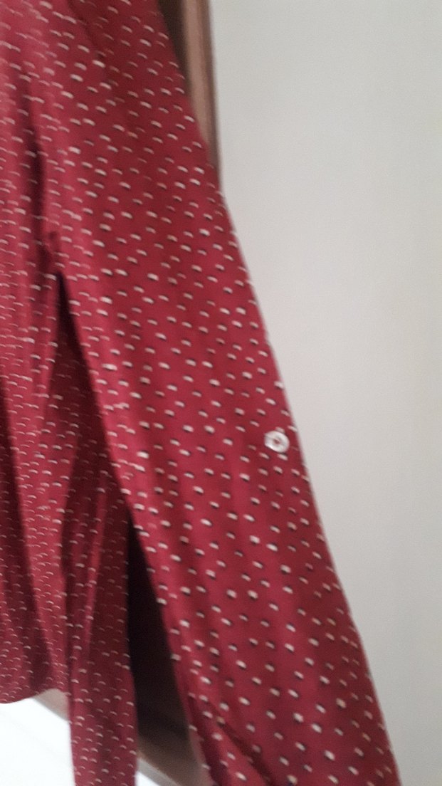 Uzun Kollu Kırmızı V Yaka Bluz - Görsel 3