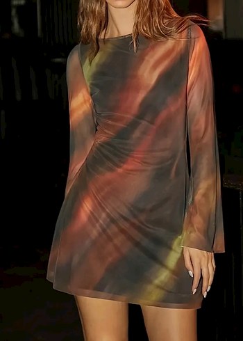 Mini sırtı açık elbise - Görsel 2