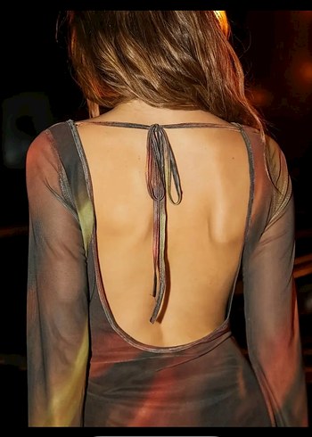 Mini sırtı açık elbise - Görsel 3