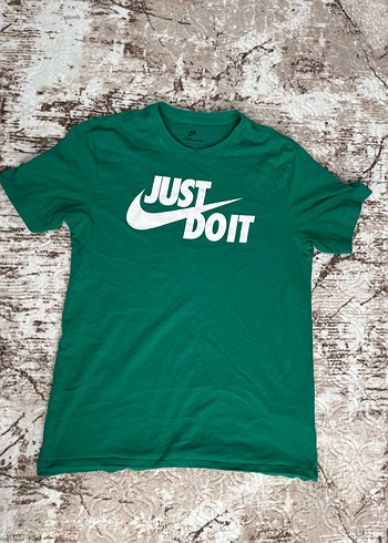 Nike Erkek tişort faturalı orijinal ürün