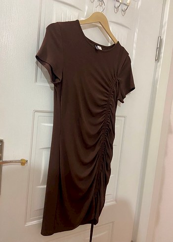 H&M Kahverengi Kısa Kollu Drapeli Midi Elbise