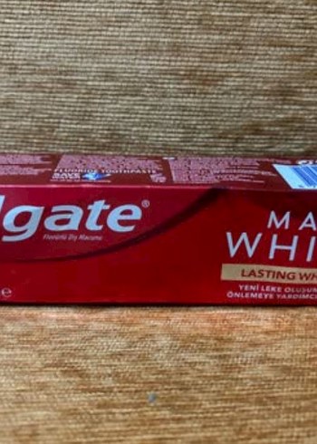 Colgate Max diş macunu Nescafe 10 lu gofret muzlu