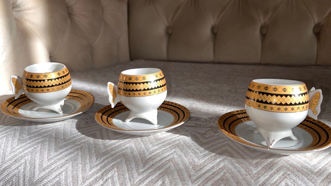 Altın  24 ayar altın Desenli Fincan ve Tabak Seti Japon üretim - Görsel 3