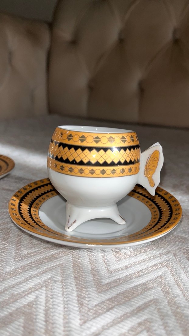 Altın  24 ayar altın Desenli Fincan ve Tabak Seti Japon üretim - Görsel 2