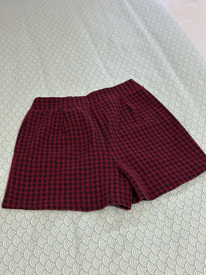 Kırmızı şortlu Mini Etek - Görsel 2