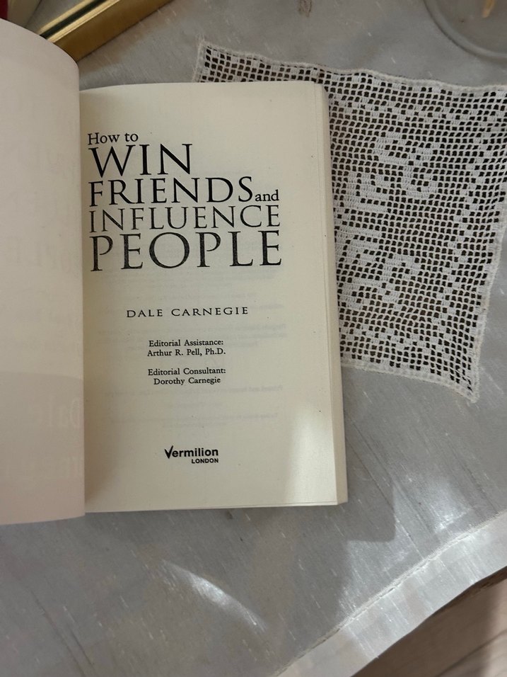 Dale Carnegie - İnsanları Etkileme Sanatı (inglizce) - Görsel 2