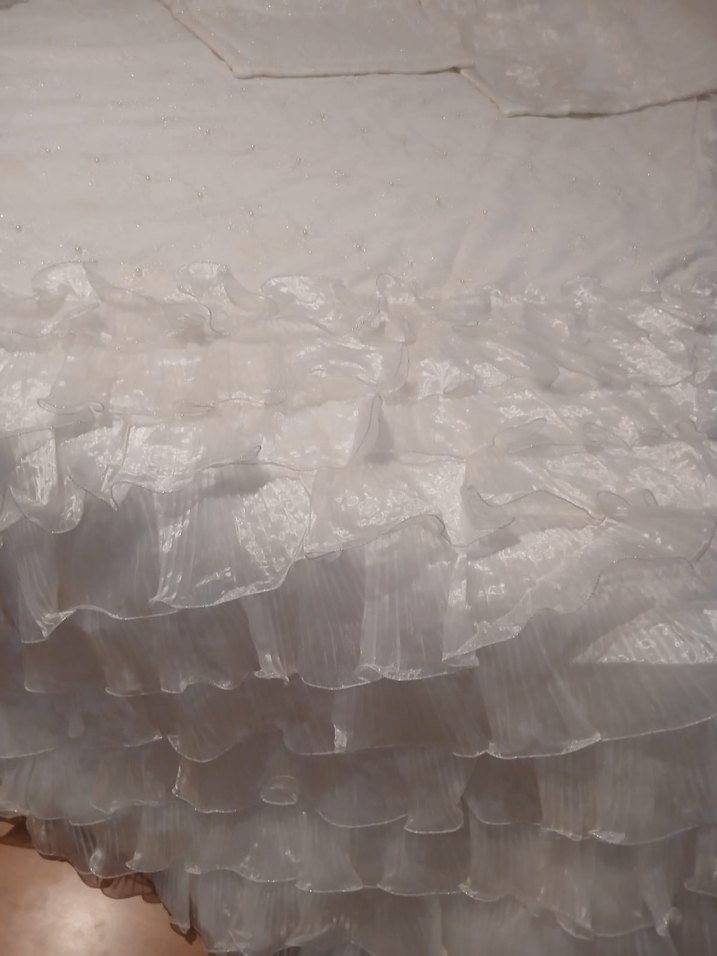 Beyaz Nakışlı Yatak Örtüsü - Görsel 3