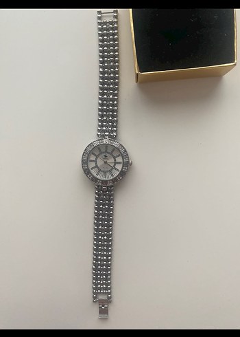 Silver Polo Beyaz Payetli Kadın Kol Saati
