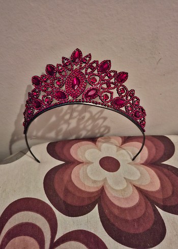 Bordo Payetli Kadın Taç - Görsel 3