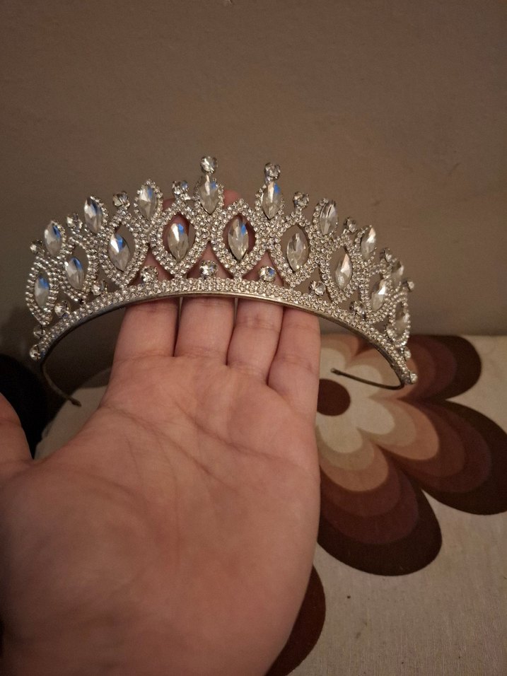 Beyaz Parlak Taşlı Düğün Tacı - Görsel 3