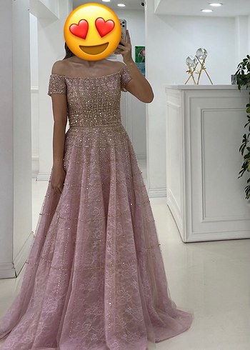 Diğer Pembe Dantel İşlemeli Uzun Abiye Elbise