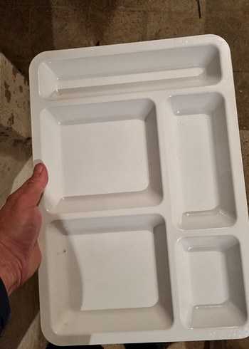 Beyaz Bölmeli Yemek Tepsisi - Görsel 2