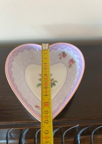 Beden Royal Albert Love Lilac sunumluk