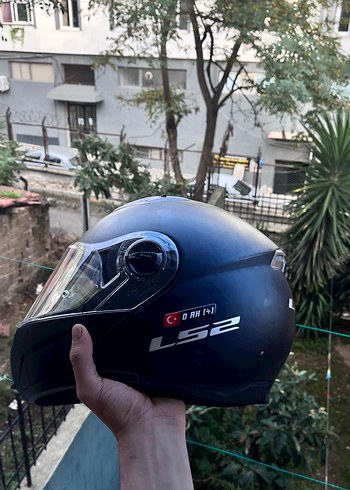 LS2 Siyah Parlak Cam Motosiklet Kaskı - Görsel 4