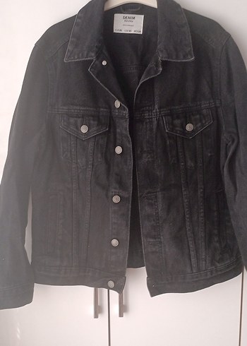 Siyah Düğmeli Kadın Denim Ceket