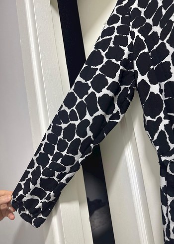 LC Waikiki Kadın Siyah Batik Desenli Uzun Elbise