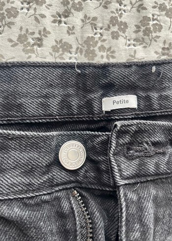 Pull Bear Gri Loose Fit Kadın Kot Pantolon - Görsel 3