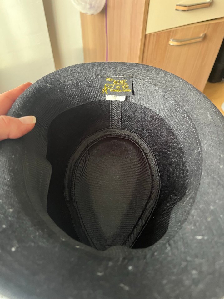 Kadın Siyah Keten Fırfırlı Şapka - Görsel 3