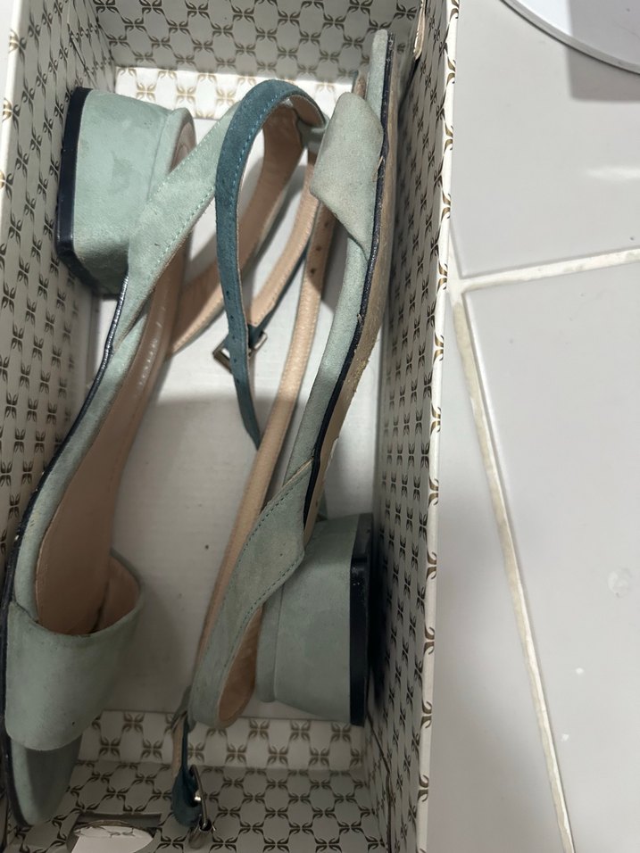 Yeşil Süet Tokalı Kadın Sandalet - Görsel 2